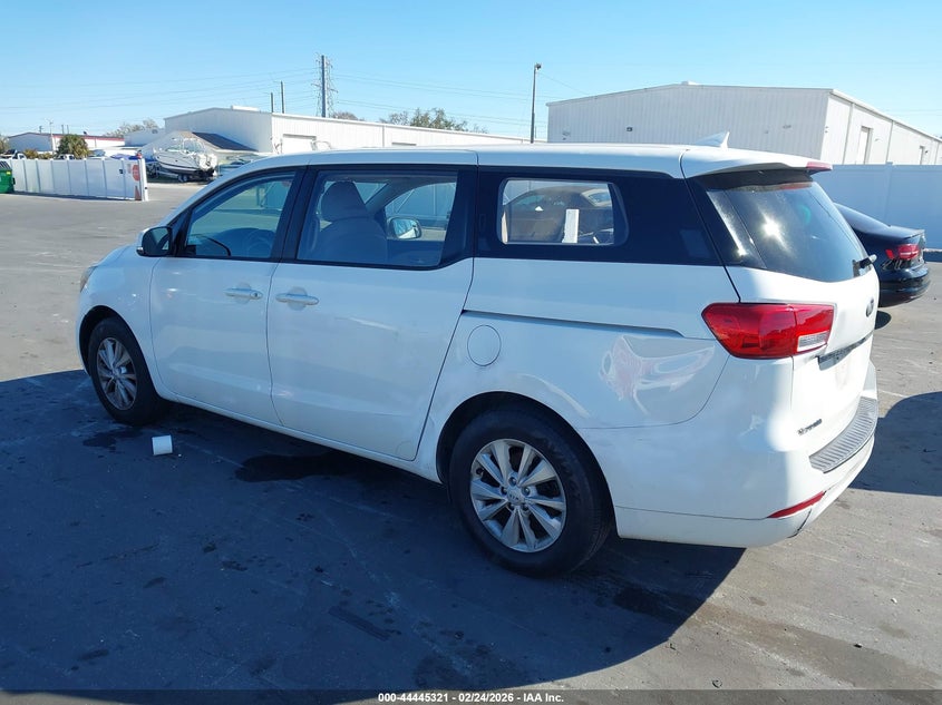 2016 Kia Sedona L