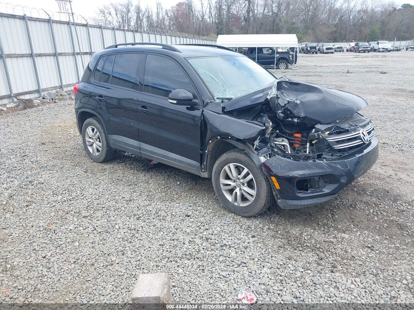 2015 Volkswagen Tiguan S