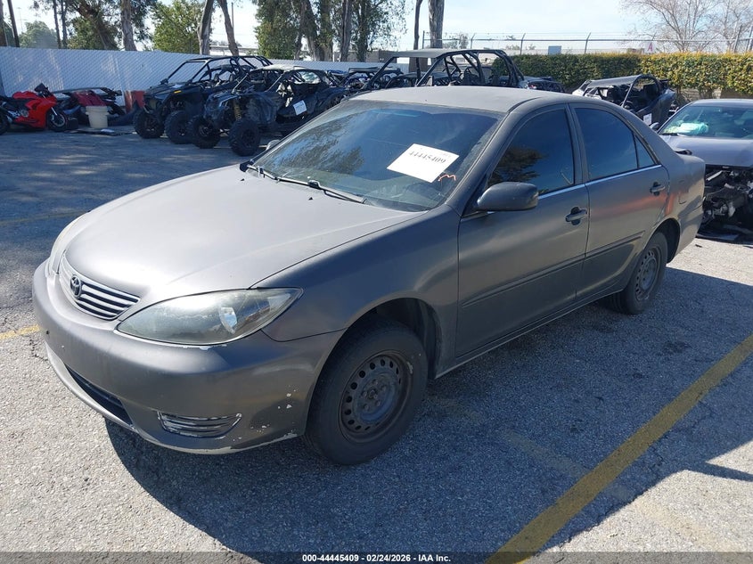 2005 Toyota Camry Le