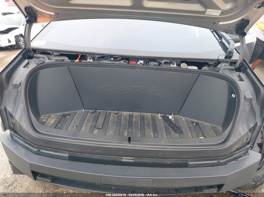 2024 Tesla Cybertruck All-Wheel Drive VIN: 7G2CEHED9RA027148 Lot: 44445419