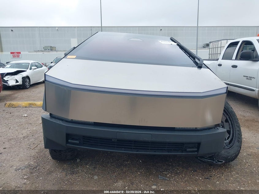 2024 Tesla Cybertruck All-Wheel Drive VIN: 7G2CEHED9RA027148 Lot: 44445419