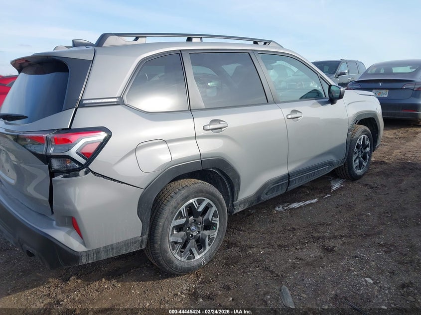2025 Subaru Forester Premium