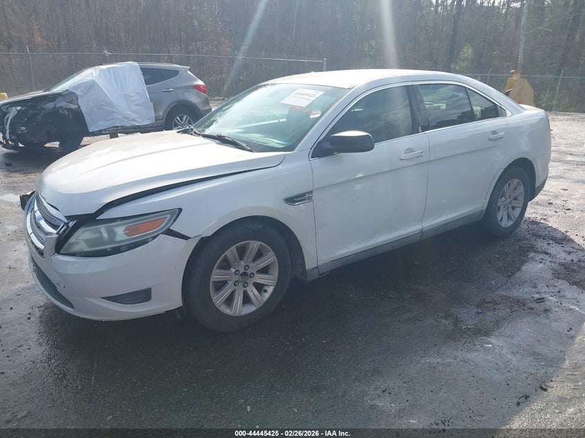 2010 Ford Taurus Se