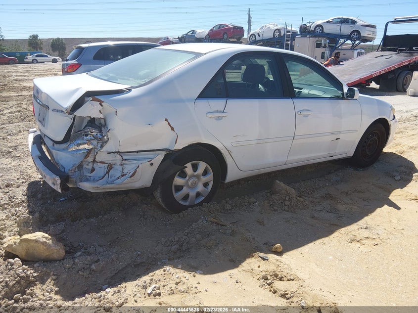 2004 Toyota Camry Le