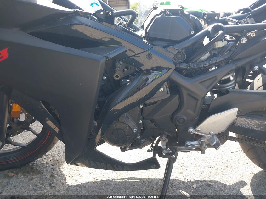 2017 Yamaha Yzfr3 A VIN: MH3RH15Y7HK003564 Lot: 44445641