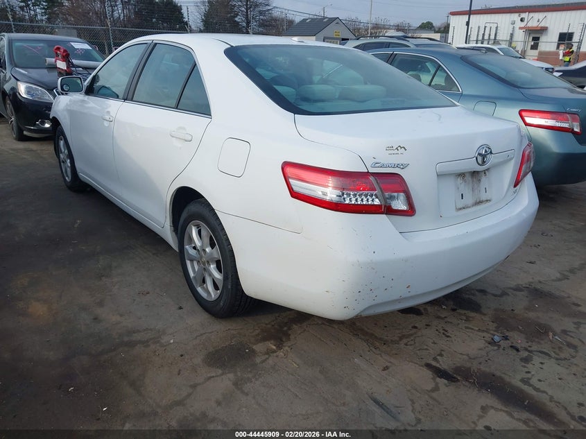 2011 Toyota Camry Le