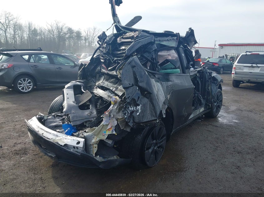 Vin: 7saygded9rf155424, lot: 44942592, tesla model y long range single motor rear-wheel drive/rwd 20244