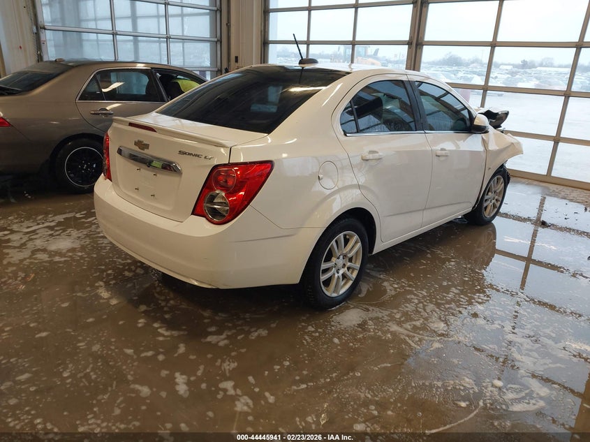 2016 Chevrolet Sonic Lt Auto