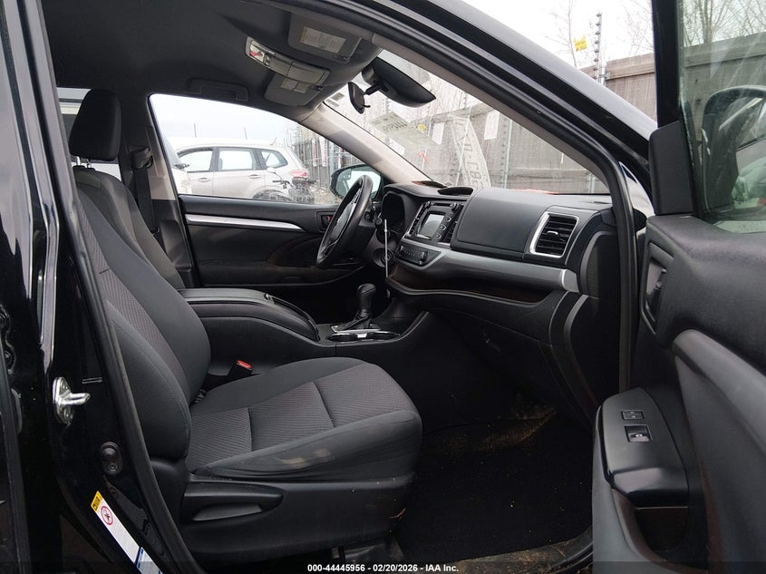 2018 Toyota Highlander Le