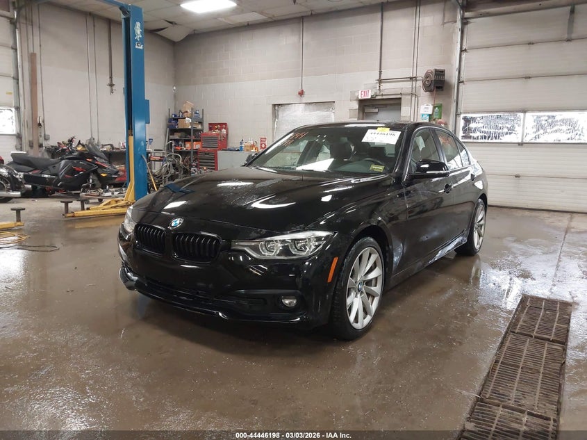 2018 BMW 320I xDrive