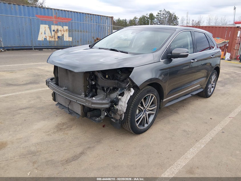 2019 Ford Edge Titanium