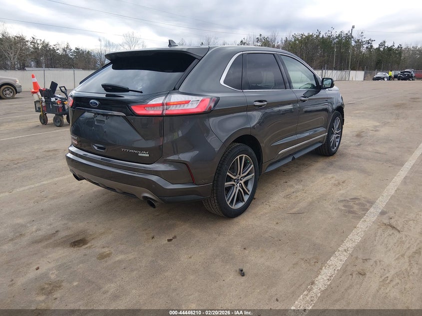 2019 Ford Edge Titanium