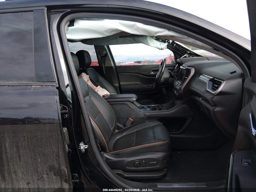 2022 GMC Acadia Awd At4