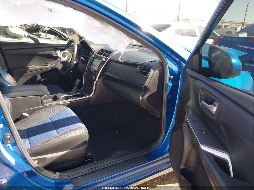 2016 Toyota Camry Se