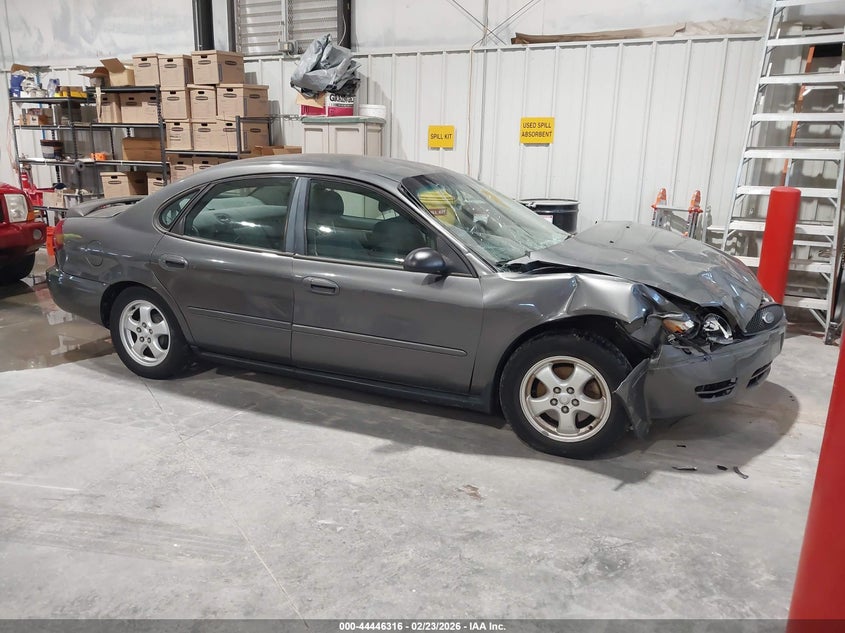 2005 Ford Taurus Se