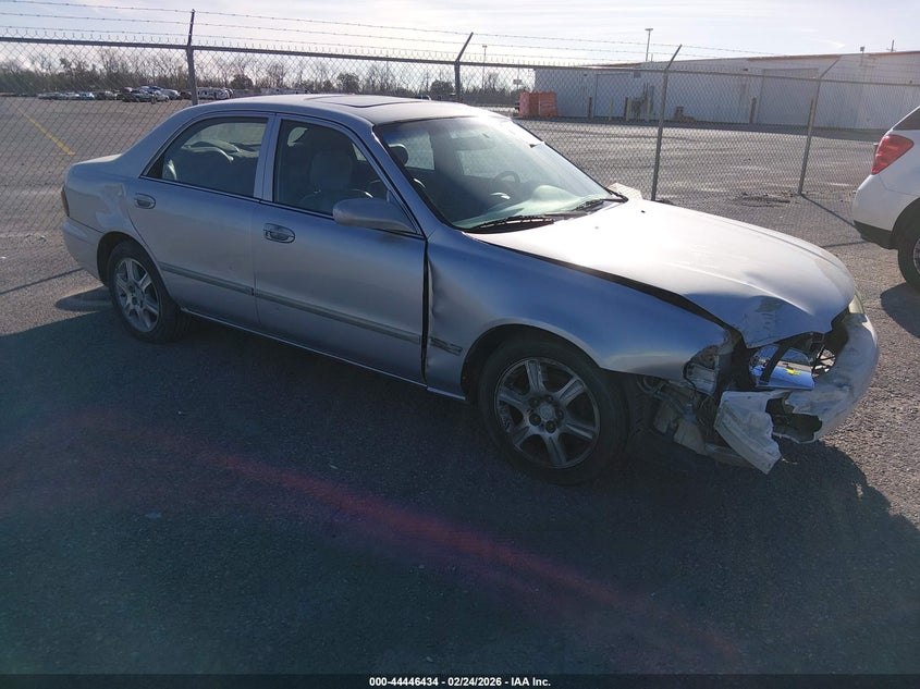 1YVGF22D525275078 MAZDA 626 Photo 1