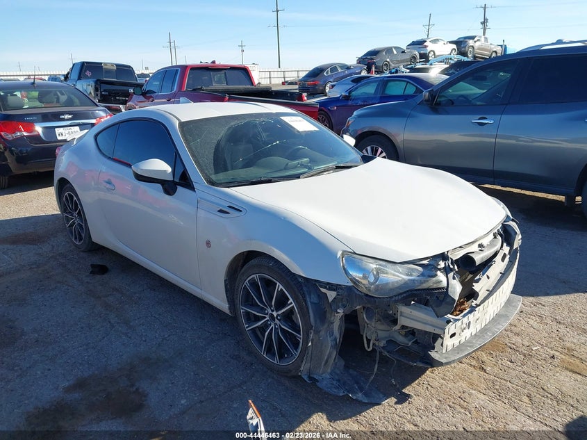 JF1ZNAA1XH8705039 TOYOTA 86 Photo 1