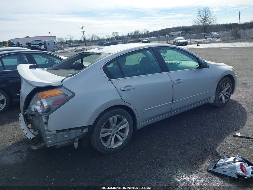 2011 Nissan Altima 3.5 Sr