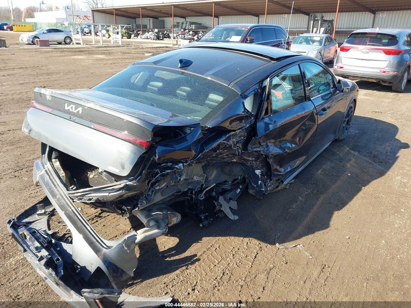 2025 Kia K4 Gt-Line Turbo