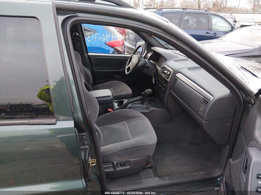 2001 Jeep Grand Cherokee Laredo