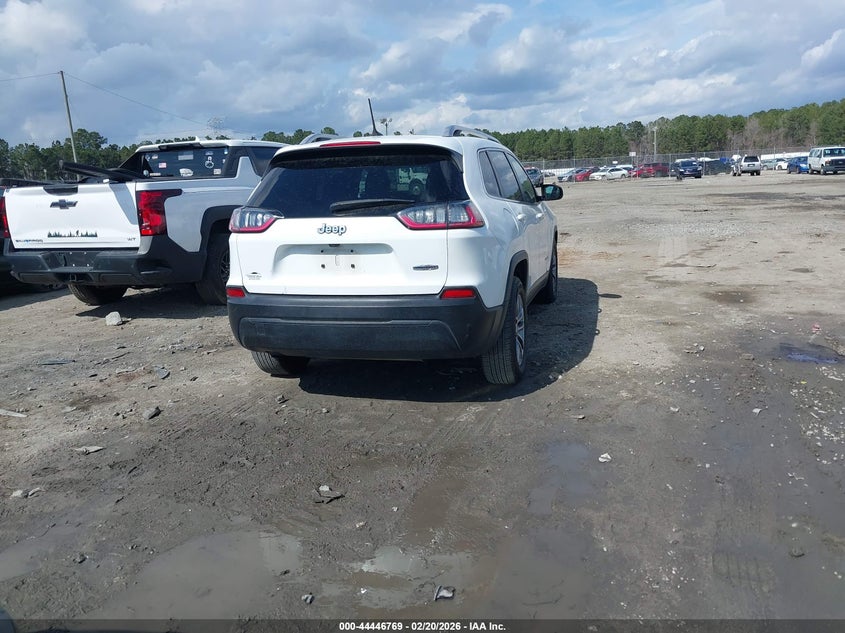 2019 Jeep Cherokee Latitude Plus Fwd