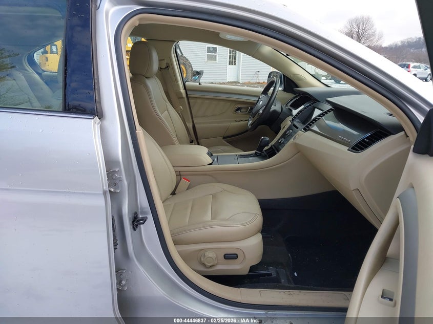 2016 Ford Taurus Sel