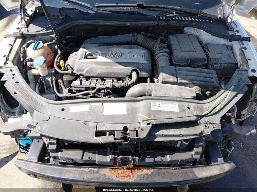 2016 Volkswagen Eos Komfort VIN: WVWBW8AHXGV001146 Lot: 44446863