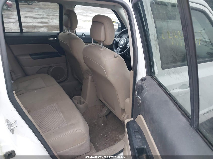 2016 JEEP PATRIOT auction photo 8