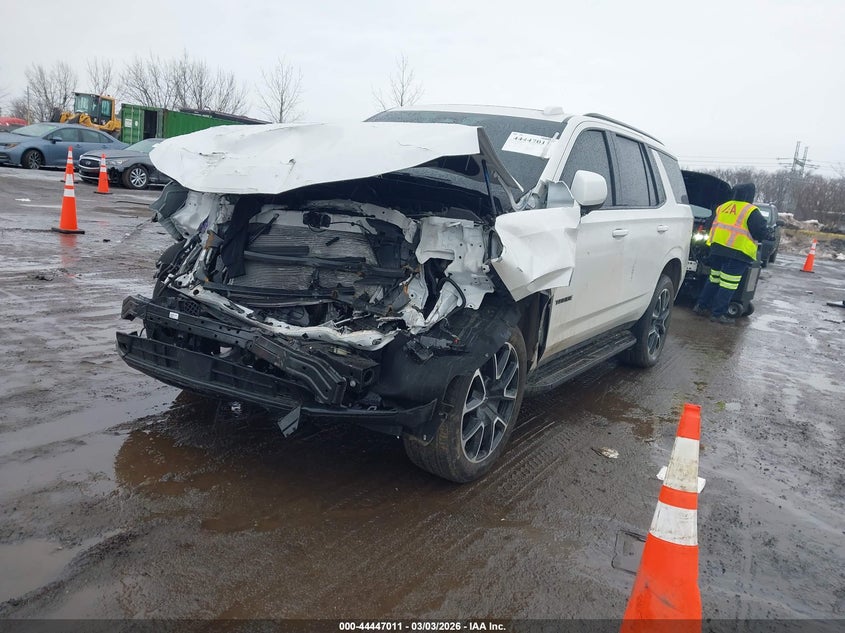 2025 CHEVROLET TAHOE auction photo 2