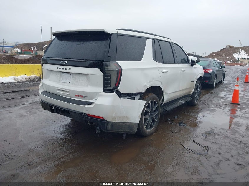 2025 CHEVROLET TAHOE auction photo 4
