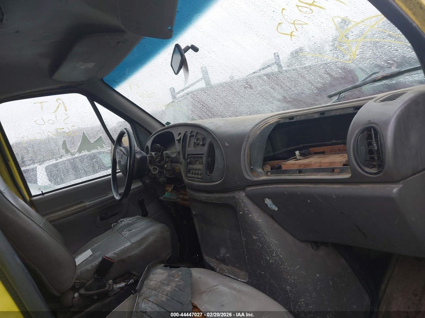 1999 Ford E-250 Commercial