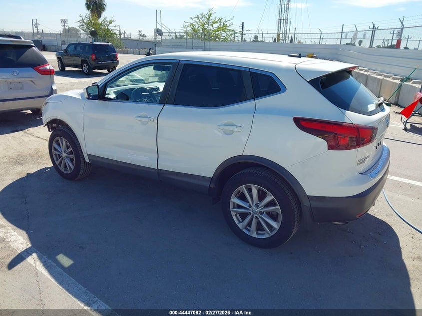 2017 Nissan Rogue Sport S