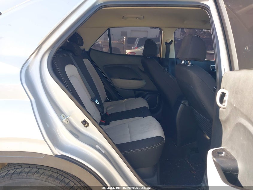 2020 Hyundai Venue Sel VIN: KMHRC8A37LU015738 Lot: 44447199