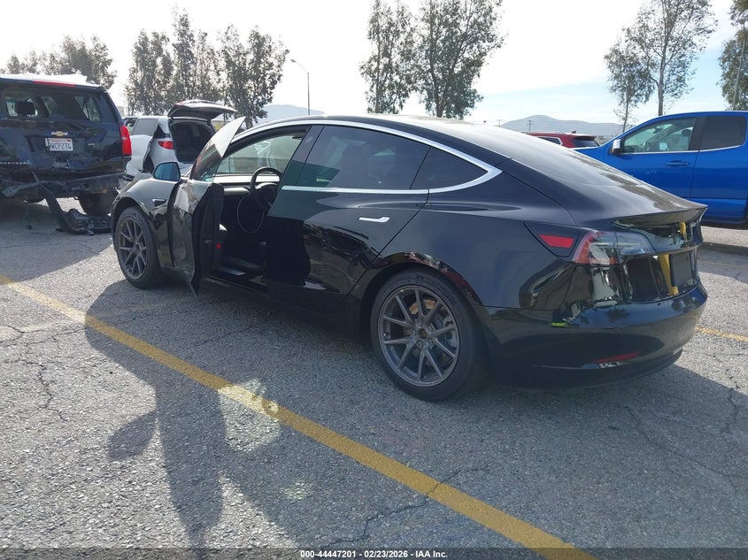2020 Tesla Model 3 Standard Range Plus Rear-Wheel Drive/Standard Range Rear-Wheel Drive