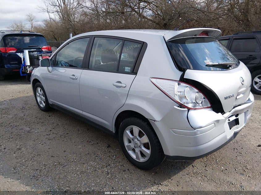 2012 Nissan Versa 1.8 S