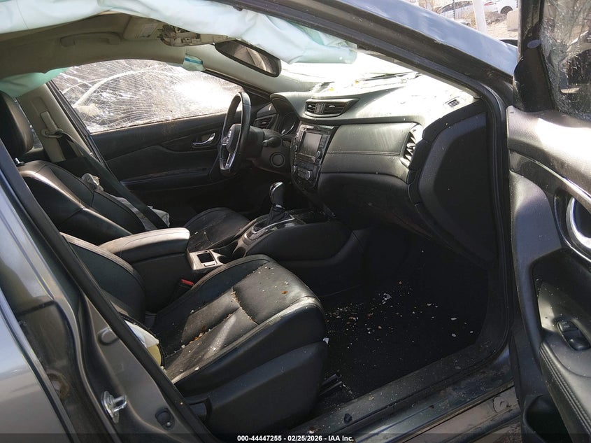2018 NISSAN ROGUE auction photo 5