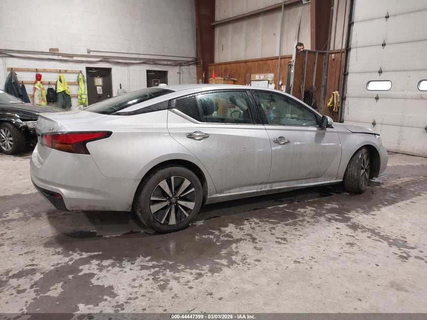 2021 NISSAN ALTIMA auction photo 4