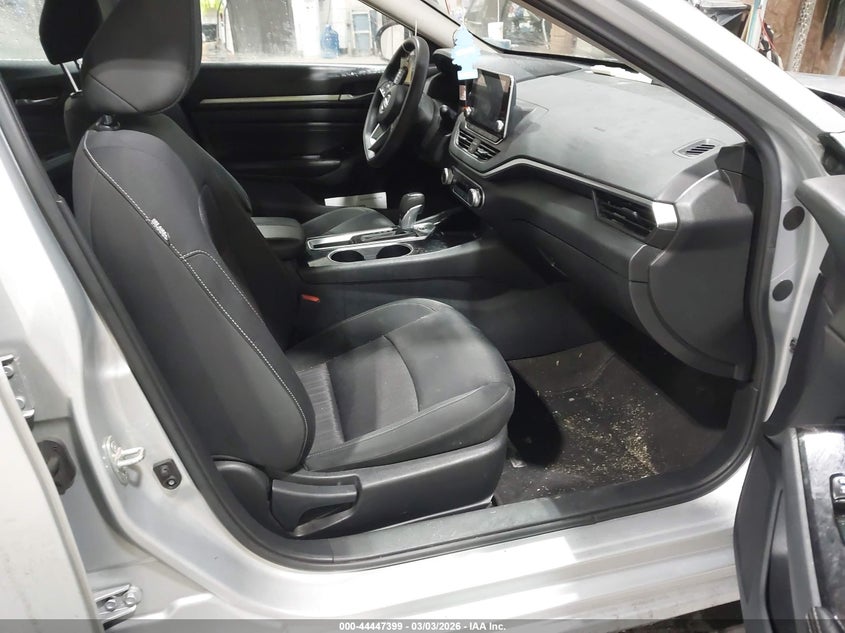 2021 NISSAN ALTIMA auction photo 5