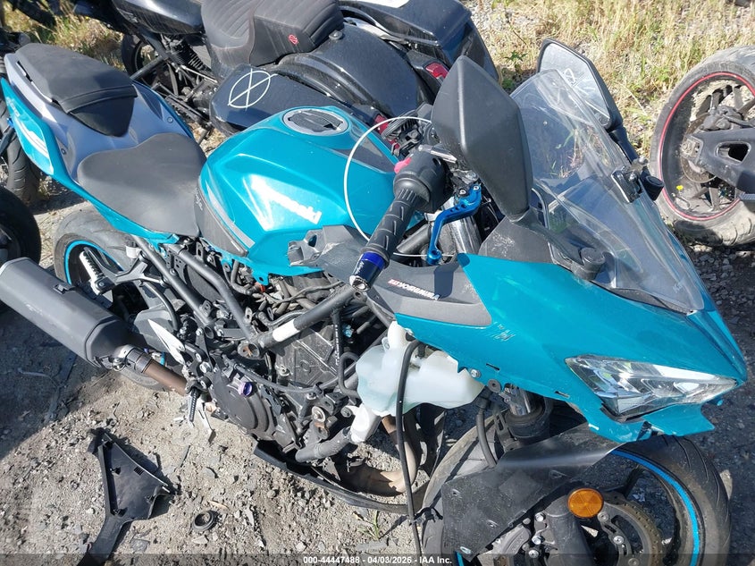 2021 Kawasaki Ex400 VIN: JKAEXKH11MDAA9744 Lot: 44447488