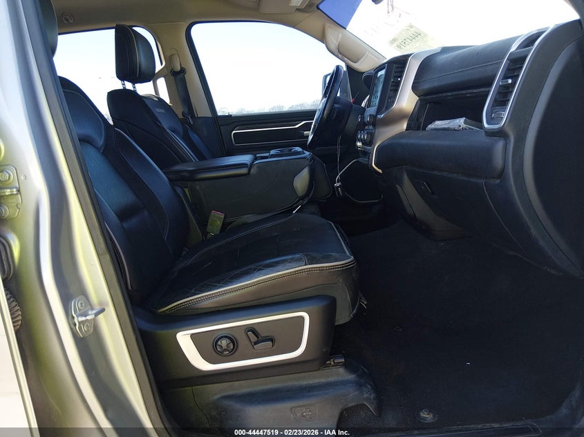 2019 Ram 1500 Laramie 4X4 5'7 Box