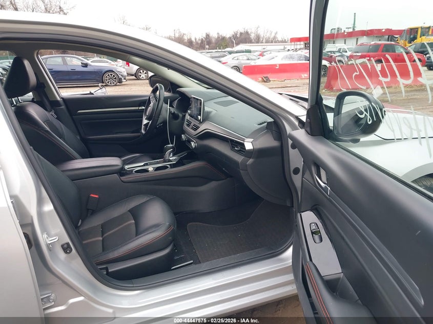 2024 Nissan Altima Sr Fwd