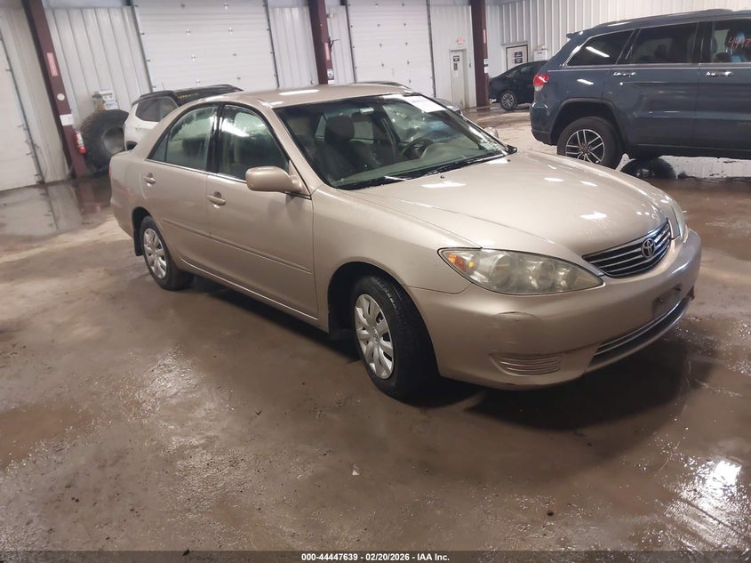 2005 Toyota Camry Le