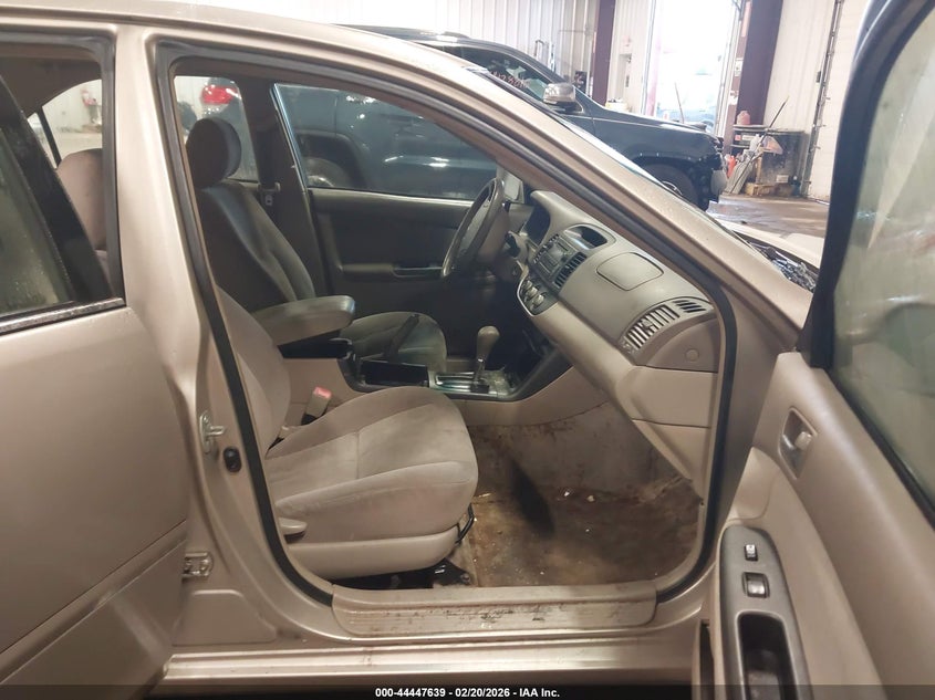 2005 Toyota Camry Le