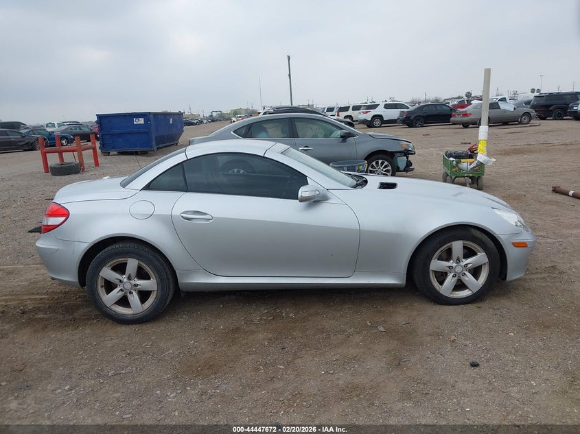 2007 Mercedes-Benz Slk 280 VIN: WDBWK54F47F157522 Lot: 44447672