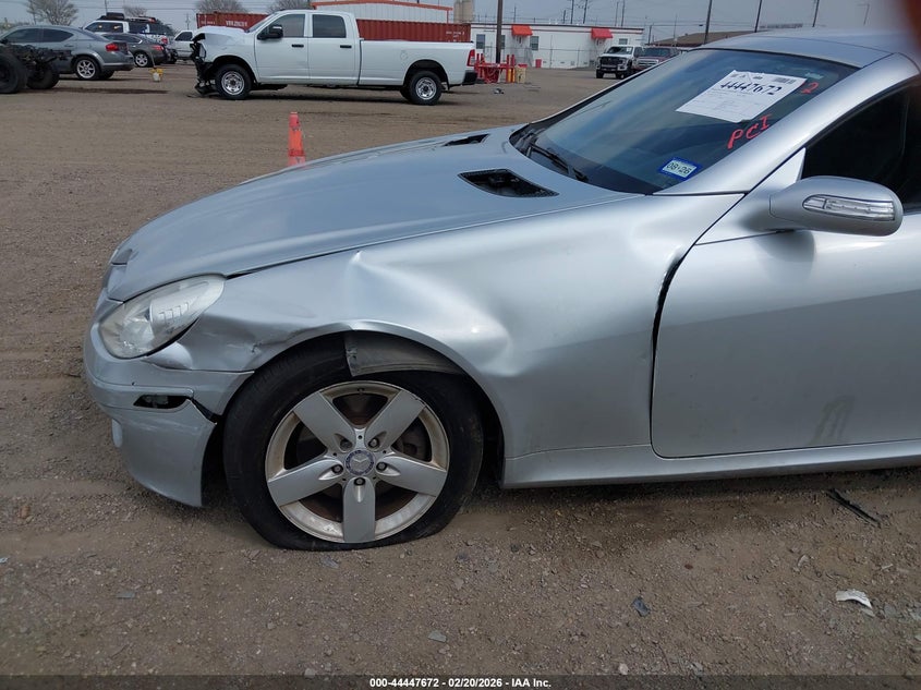 2007 Mercedes-Benz Slk 280 VIN: WDBWK54F47F157522 Lot: 44447672