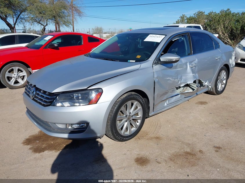 2012 Volkswagen Passat 2.5L Sel Premium