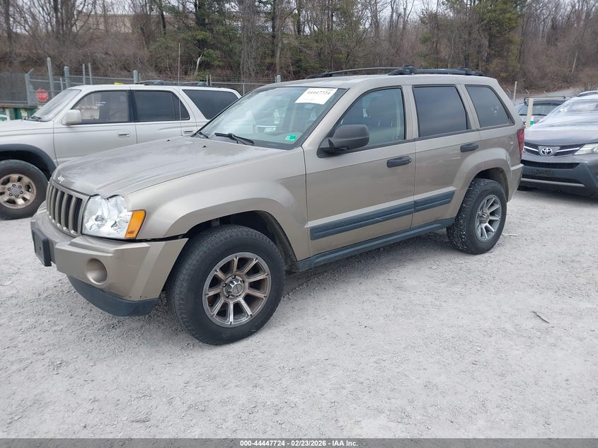 2005 Jeep Grand Cherokee Laredo