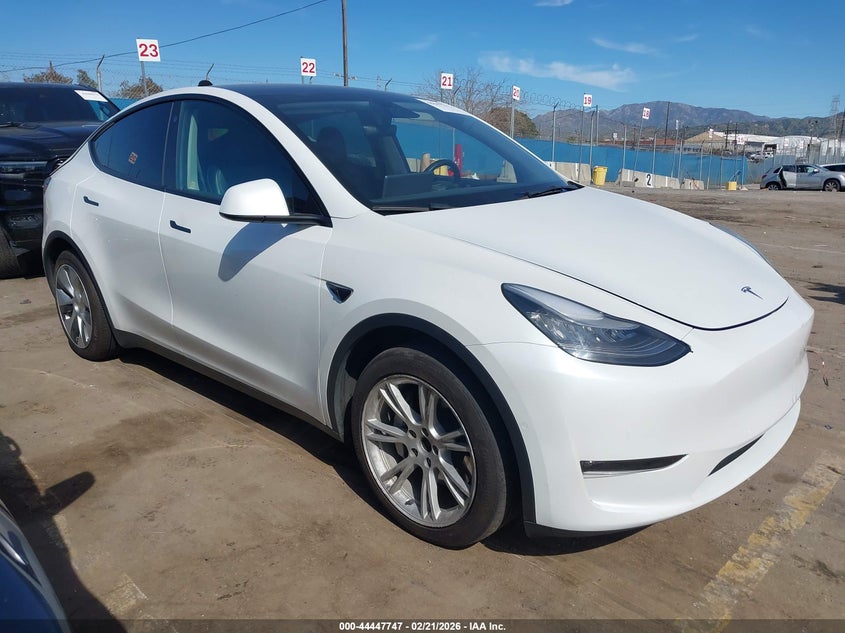 2021 Tesla Model Y Long Range Dual Motor All-Wheel Drive