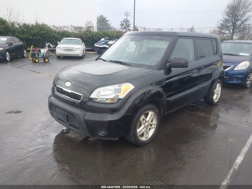 2010 Kia Soul +