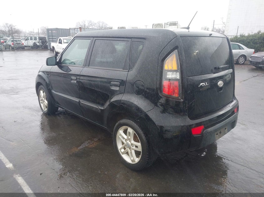 2010 Kia Soul +
